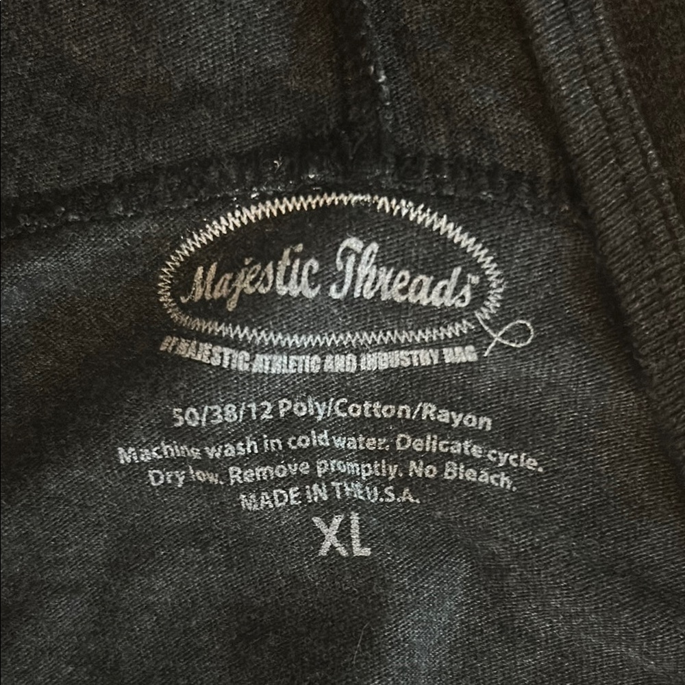 NBA Gray and Red Long Sleeve Hoodie - Picture 4 of 9